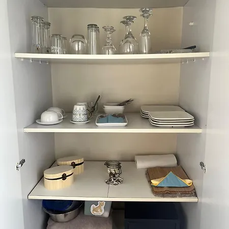 Les Mesanges Bleu Bed & Breakfast 3*